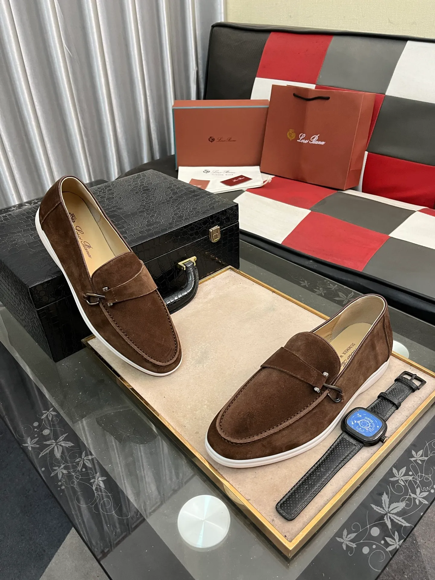 Men's Men's Shoes💰420⌚️⌚️【Loro Piana】LP couple's casual sneakers. Simple and fashionable, the upper is made of cow suede and leather. Sheepskin feet. Custom rubber sole. Size: Female 35-42 (35, 41, 42, 43 customized are non-refundable) Male 38-46 (45, 46 customized)